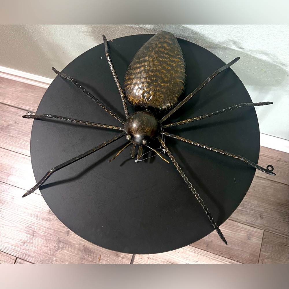 NWT Zaer Limited Two Large Brass Metal Halloween Spider Wall Decor Out/Indoor - Picture 3 of 12